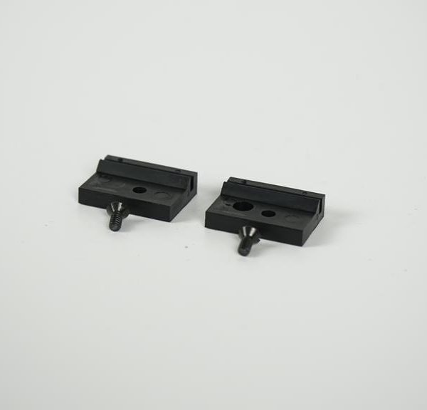 Logan plastic guide set (2000) (4000)